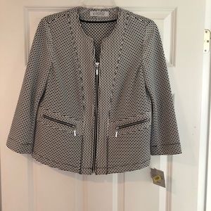 Black and white with front zipper suit jacket